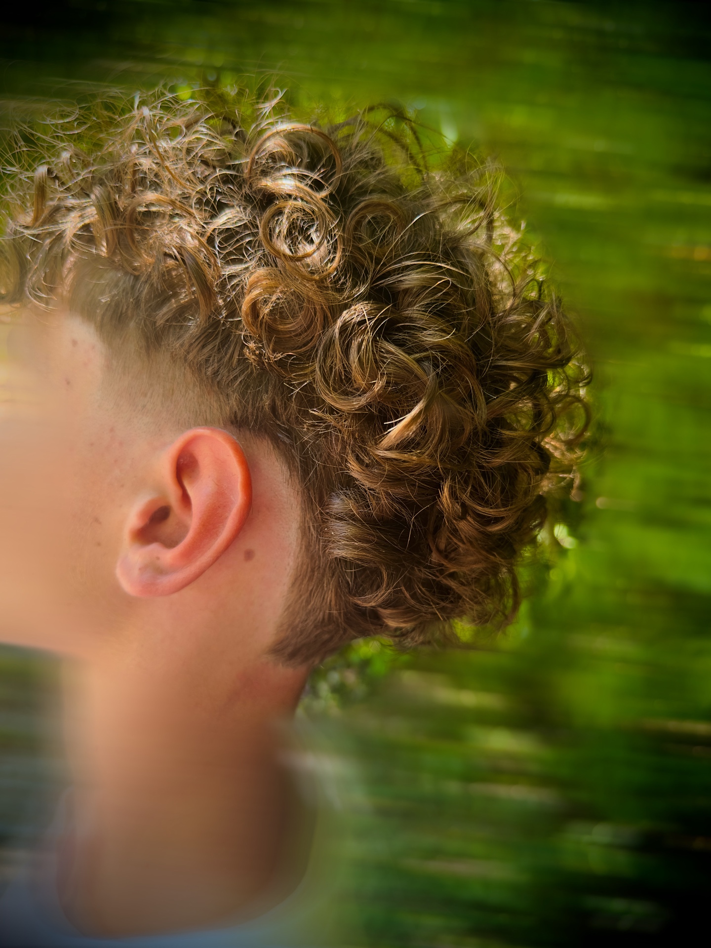Curly Cut mit cleanen Sides