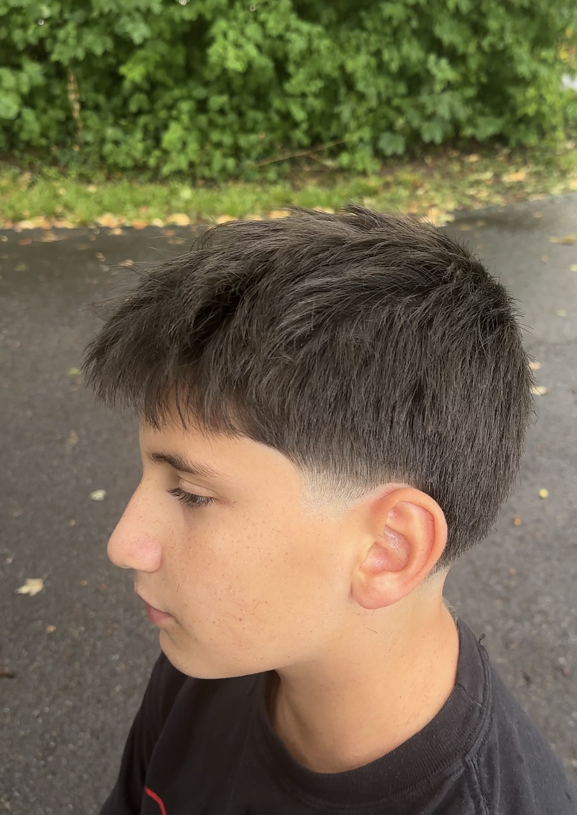 Short Crop mit cleanem Fade